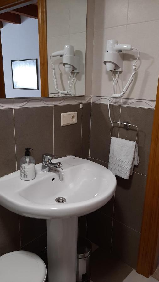 El Puentin Del Sella Con Wifi Y Parking Gratuito Apartment Cangas de Onis Ngoại thất bức ảnh