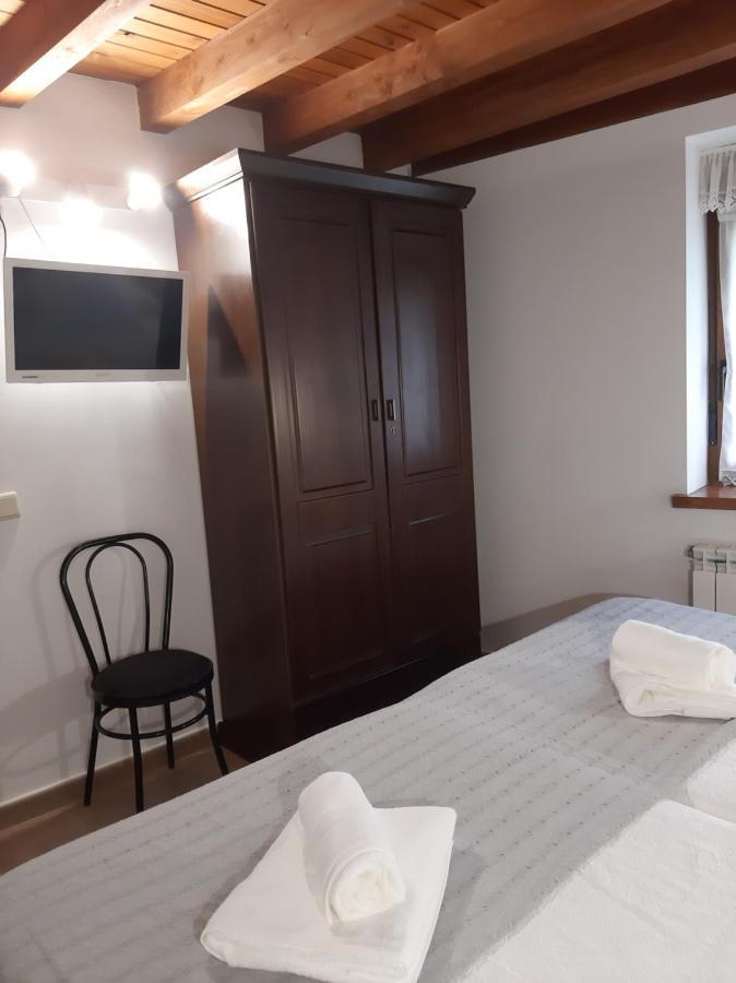 El Puentin Del Sella Con Wifi Y Parking Gratuito Apartment Cangas de Onis Ngoại thất bức ảnh