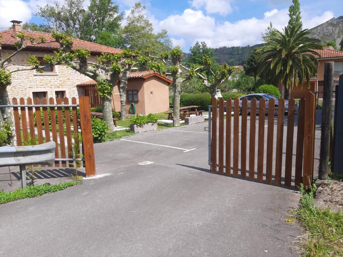 El Puentin Del Sella Con Wifi Y Parking Gratuito Apartment Cangas de Onis Ngoại thất bức ảnh